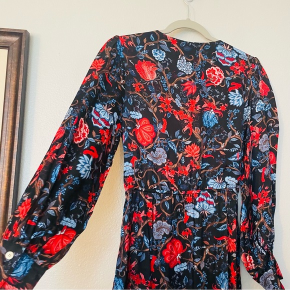 NWT Chloe Kristyn Fallon Black/Red/Blue Floral Dress Size Small - Picture 10 of 16